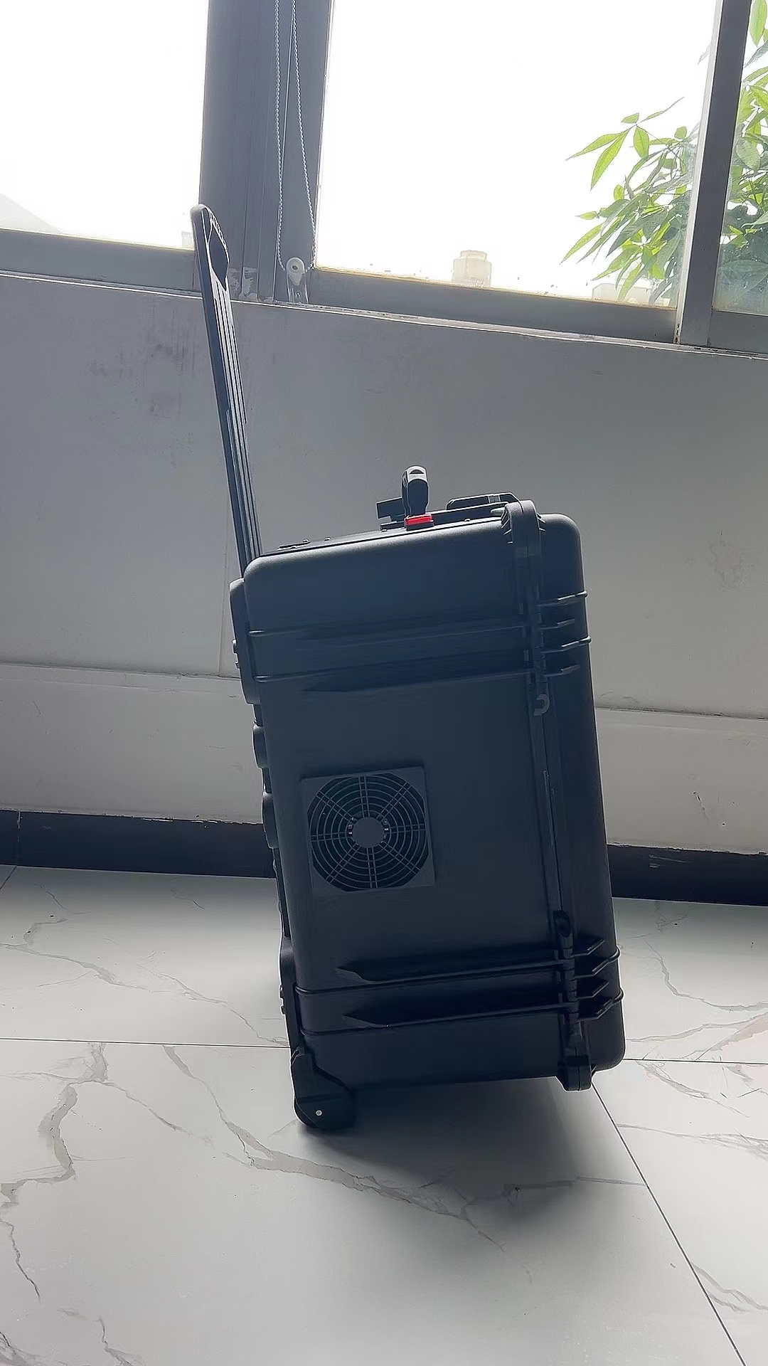 辽中手拉箱型移动通信干扰器